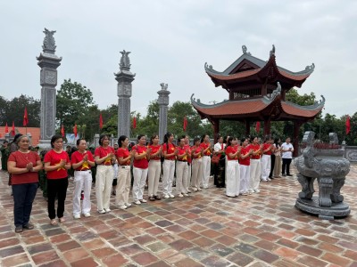 TRƯỜNG MẦM NON SƠN CA PHƯỜNG ĐIỆN BIÊN PHỦ TỔ CHỨC CHO TRẺ MẪU GIÁO THAM QUAN, DÃ NGOẠI TẠI KHU DI TÍCH LỊCH SỬ ĐỒI A1 VÀ ĐỀN THỜ BÁC HỒ